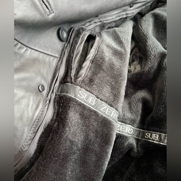 Belted leather coat - Picture 5 of 5